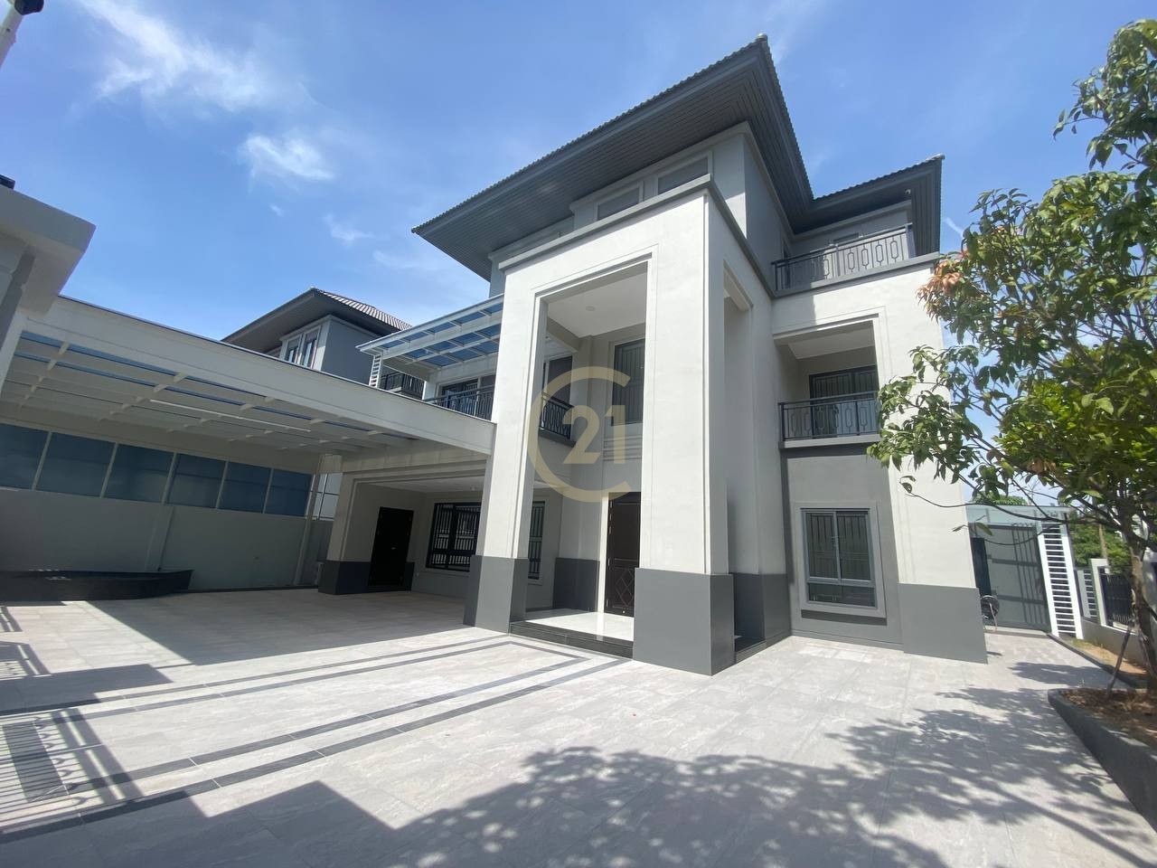 Villa For Sale At Chip Mong 60m
