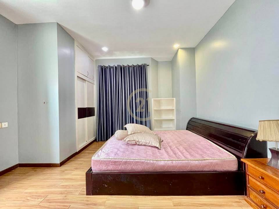 MODERN PENTHOUSE FOR RENT-PHSAR DERM THKOV