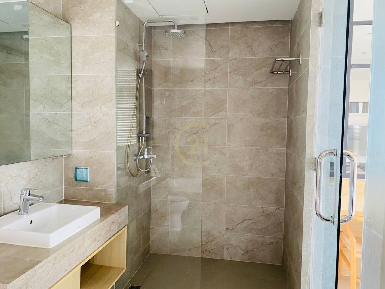 photo_2025-10-13_10-13-36