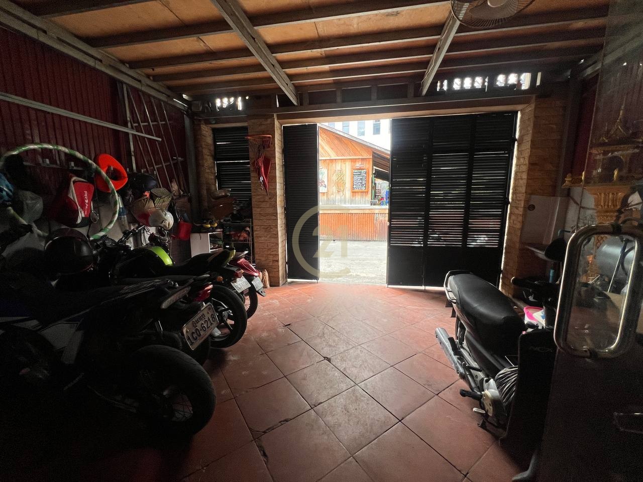 photo_2025-10-14_16-21-05