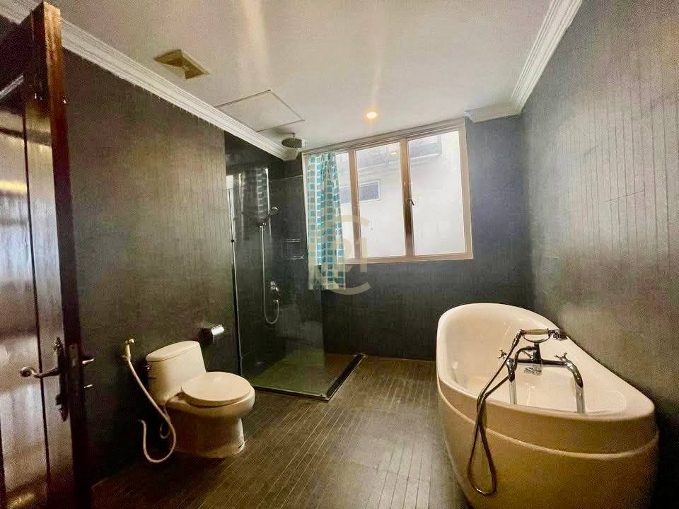 CLASSIC THREE BEDROOM FOR RENT-TONLE BASSAC