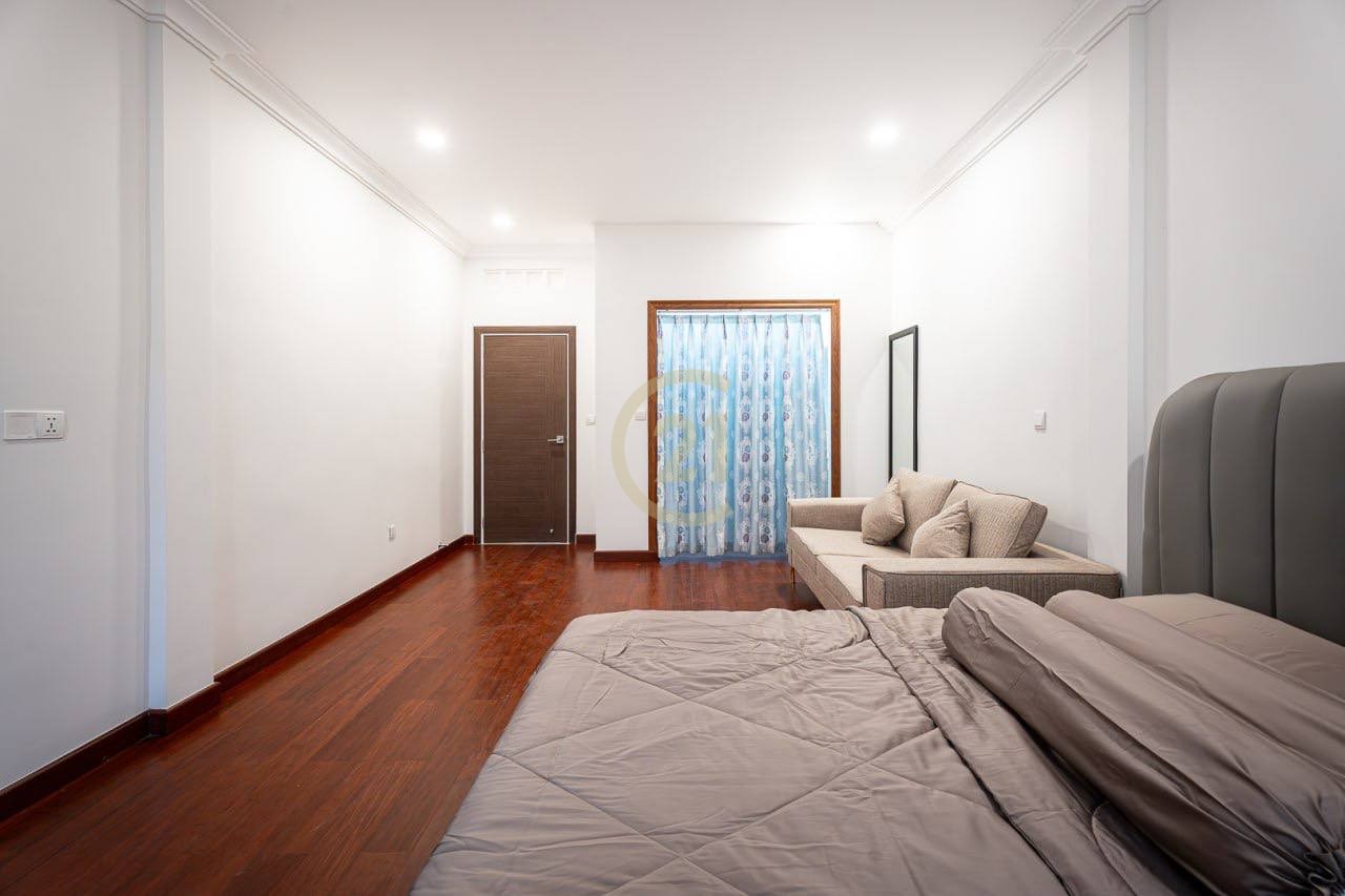 photo_2025-10-31_12-03-02