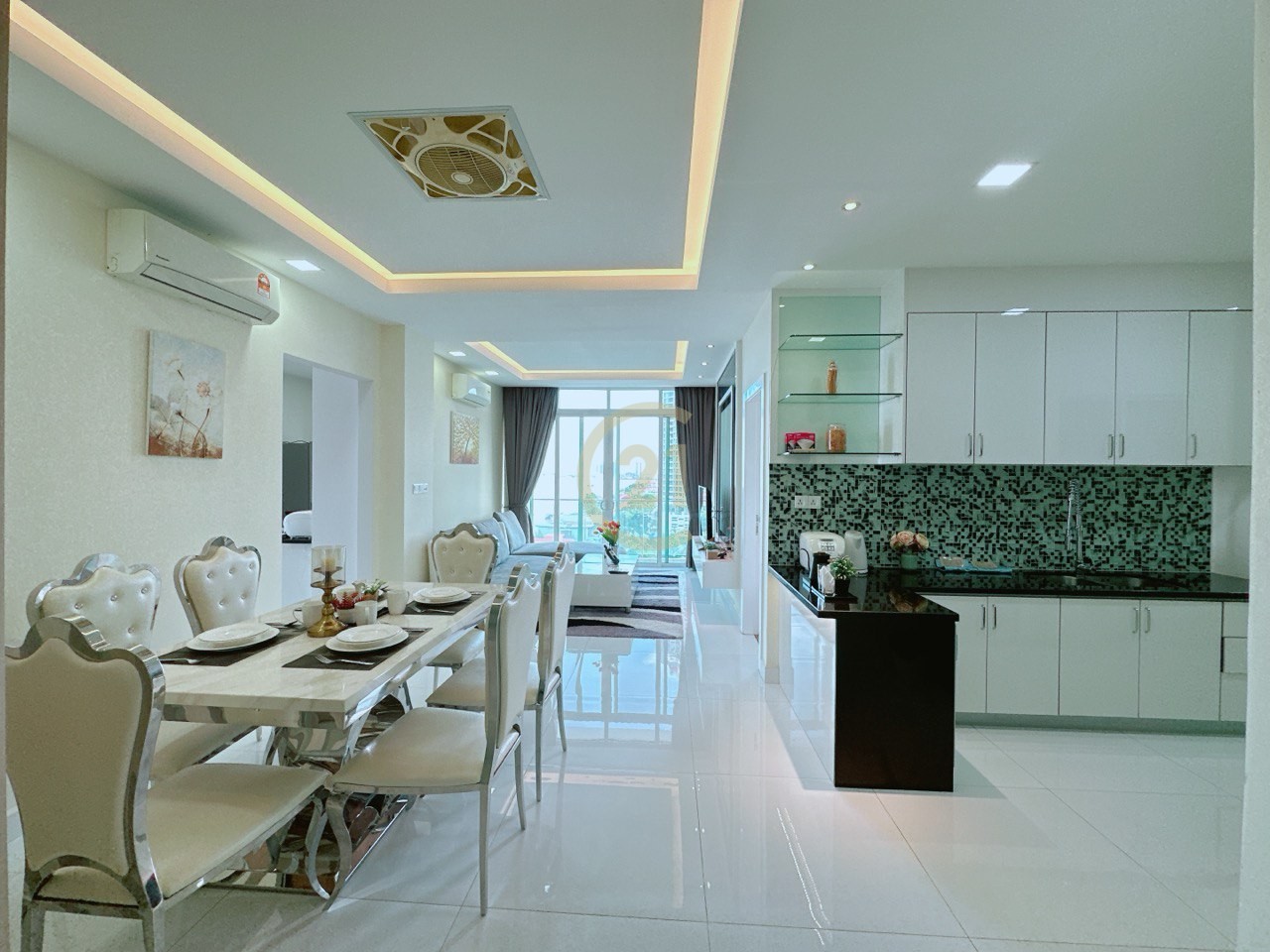 Luxury Two Bedroom For Rent At Riverside