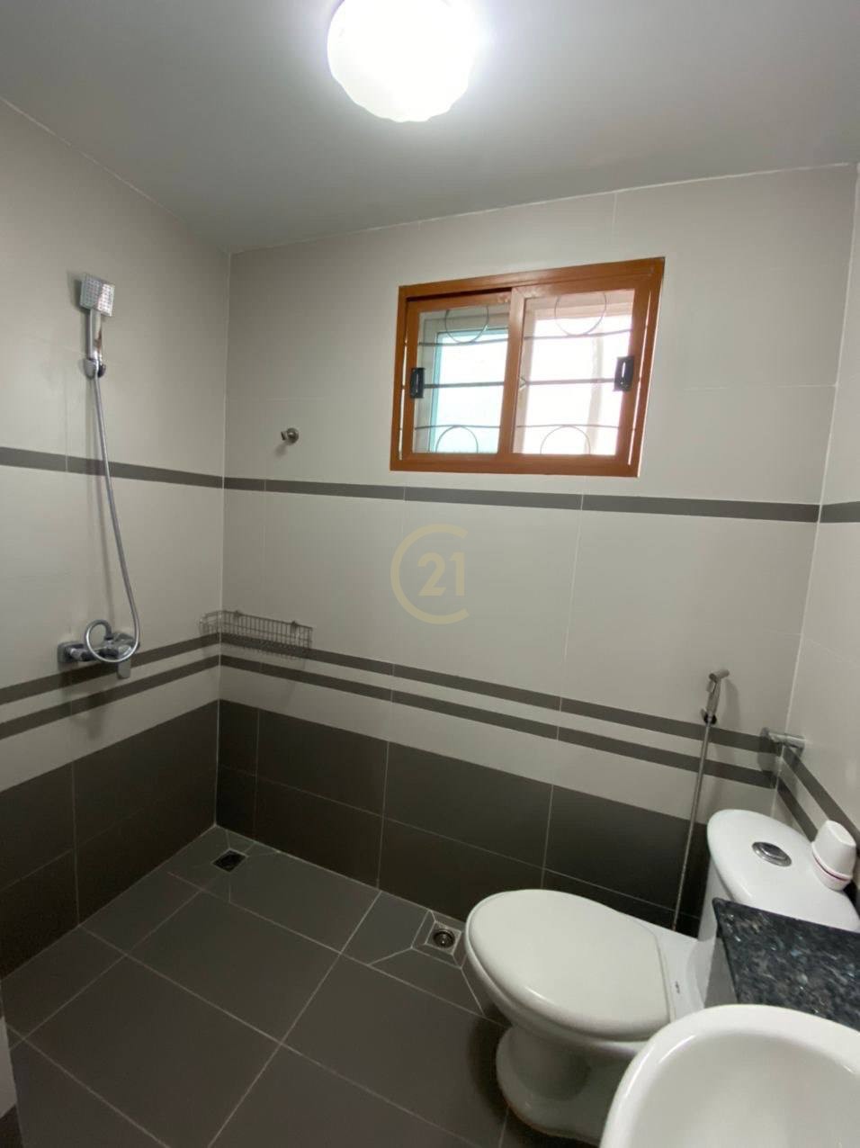 Specious Villa For Rent at Tonle Bassac