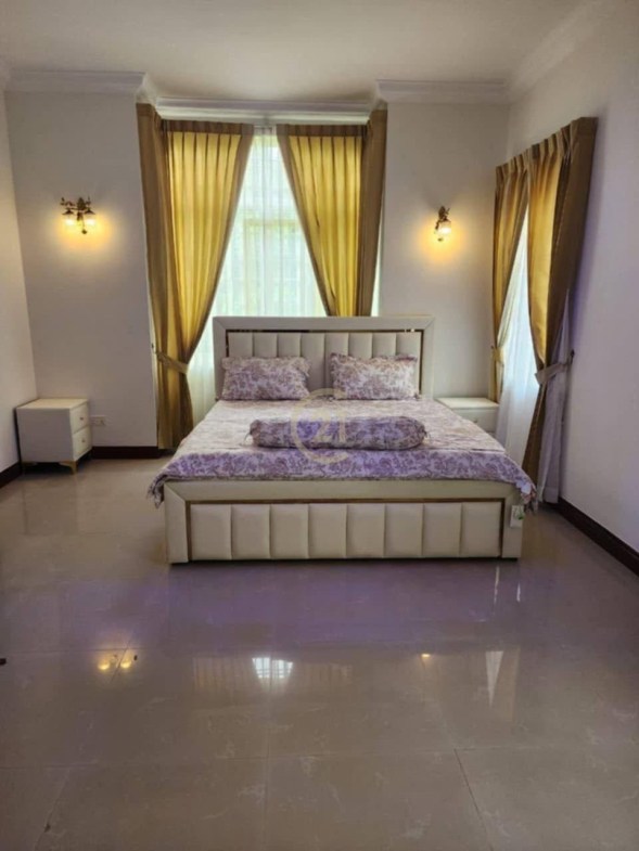 VILLA FOR RENT | 6 Bedroom – Tonle Bassac
