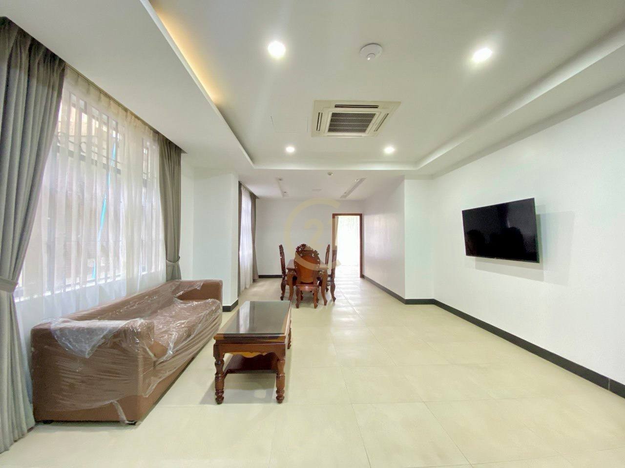 photo_5_2025-10-04_11-28-50 Luxury 3-Bedroom For Rent At Tonle Bassac