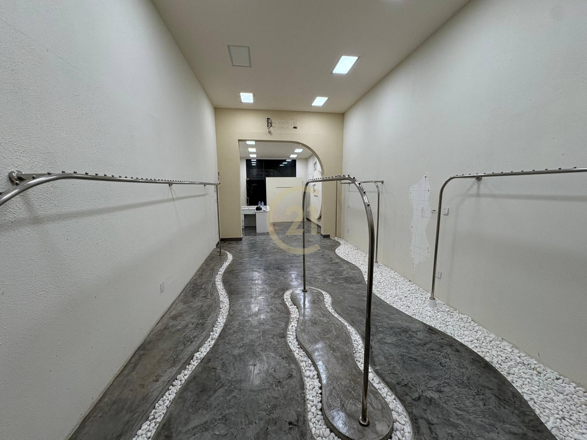 FOR RENT | Prime Location ShopHouse – BKK2