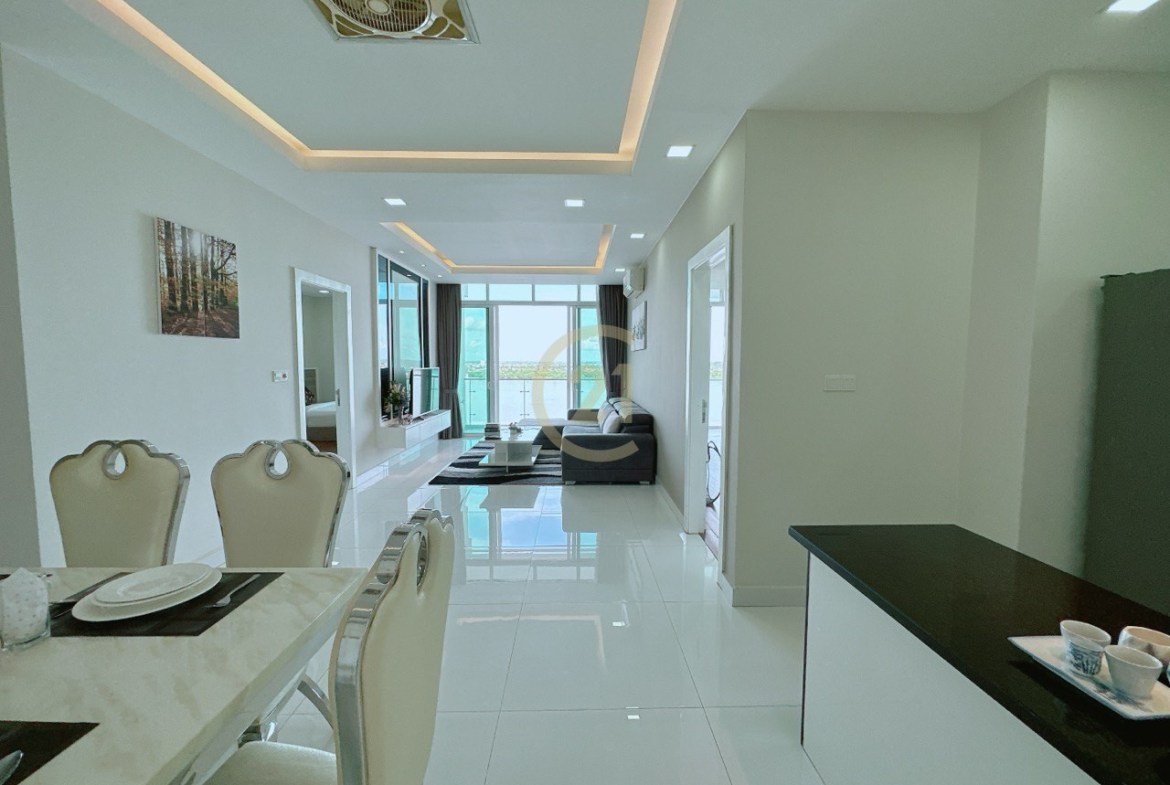 Luxury Two Bedroom For Rent At Riverside