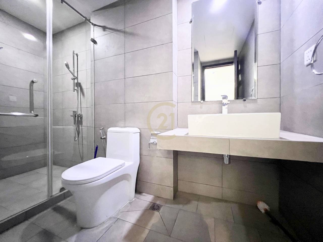 photo_6_2025-10-13_10-59-47