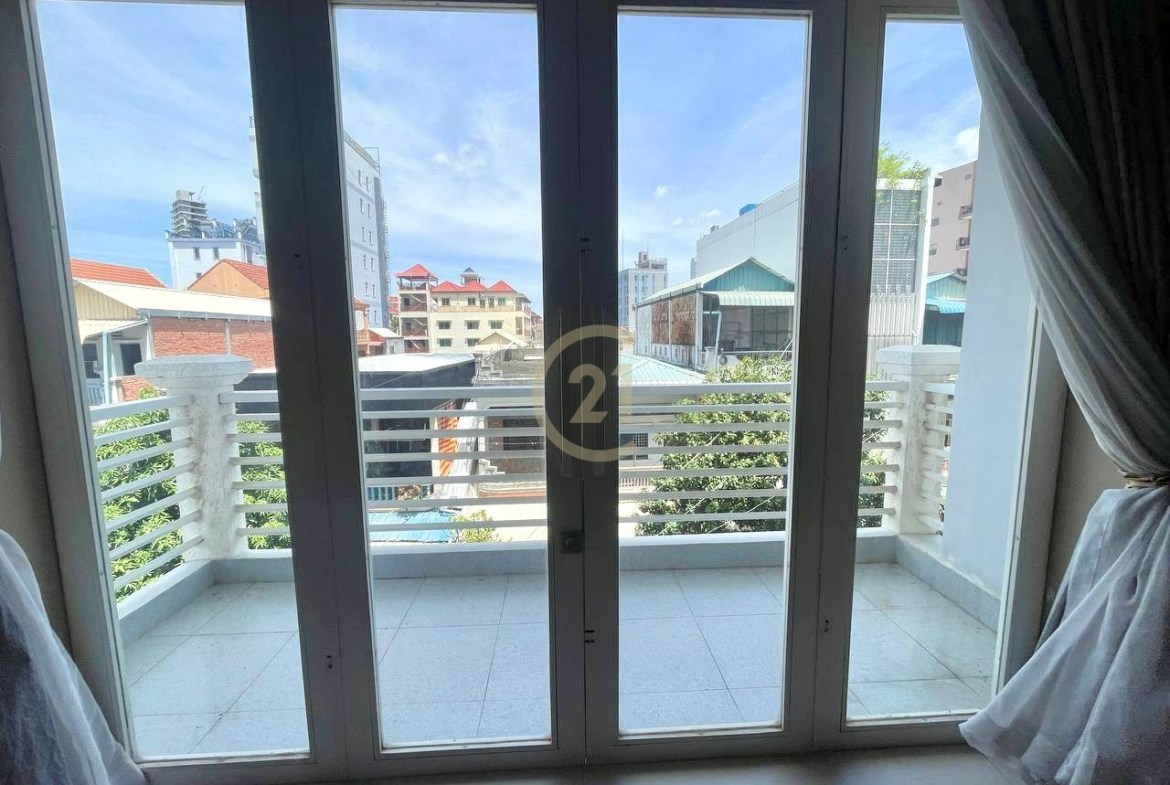 Luxury 1-Bedroom For Rent At Toul Tumpung