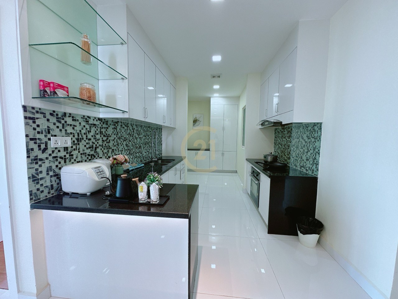 Luxury Two Bedroom For Rent At Riverside