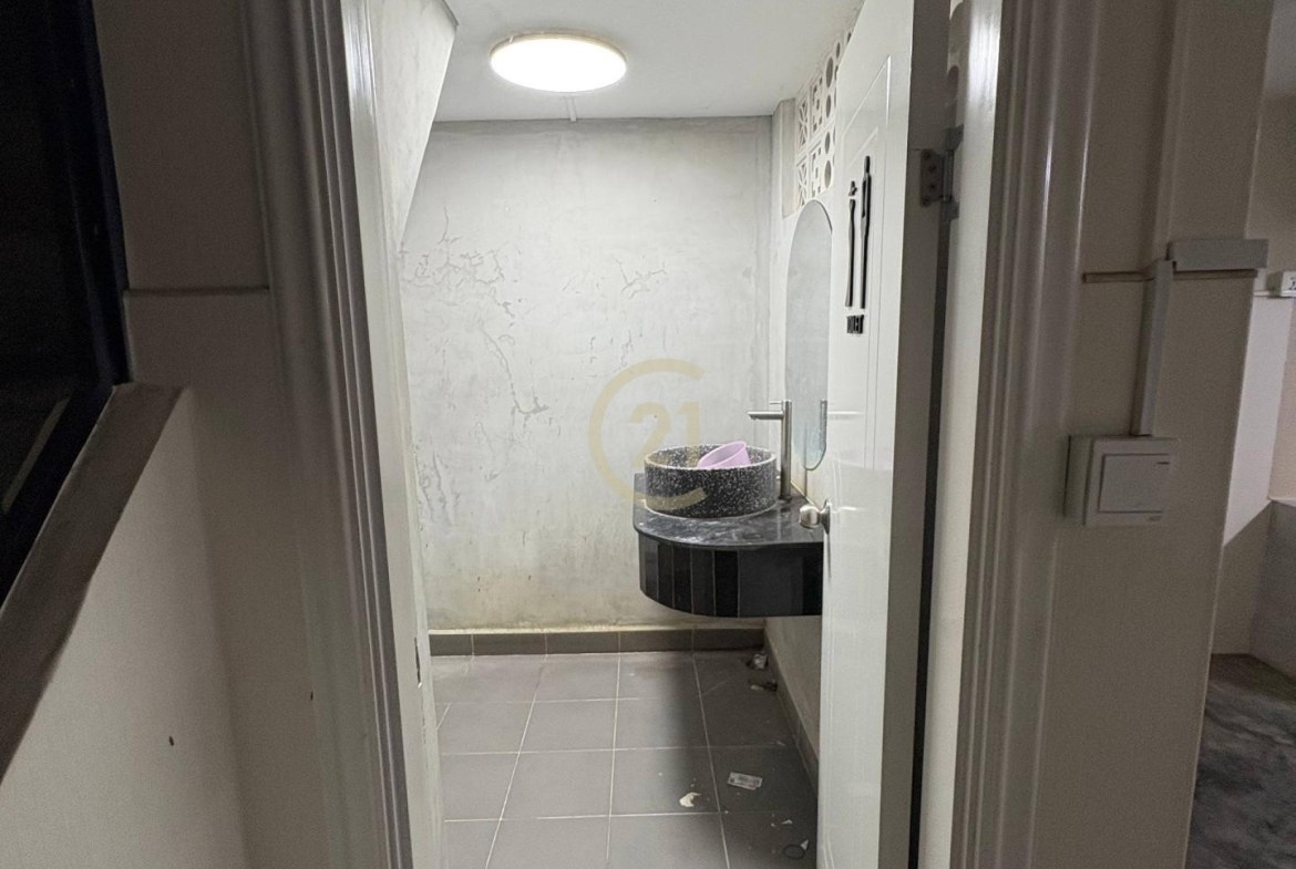 FOR RENT | Prime Location ShopHouse – BKK2