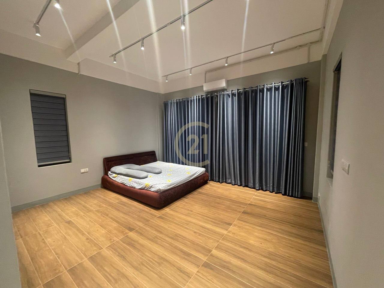 FOR RENT | Spacious Building In the Prime Area of BKK2