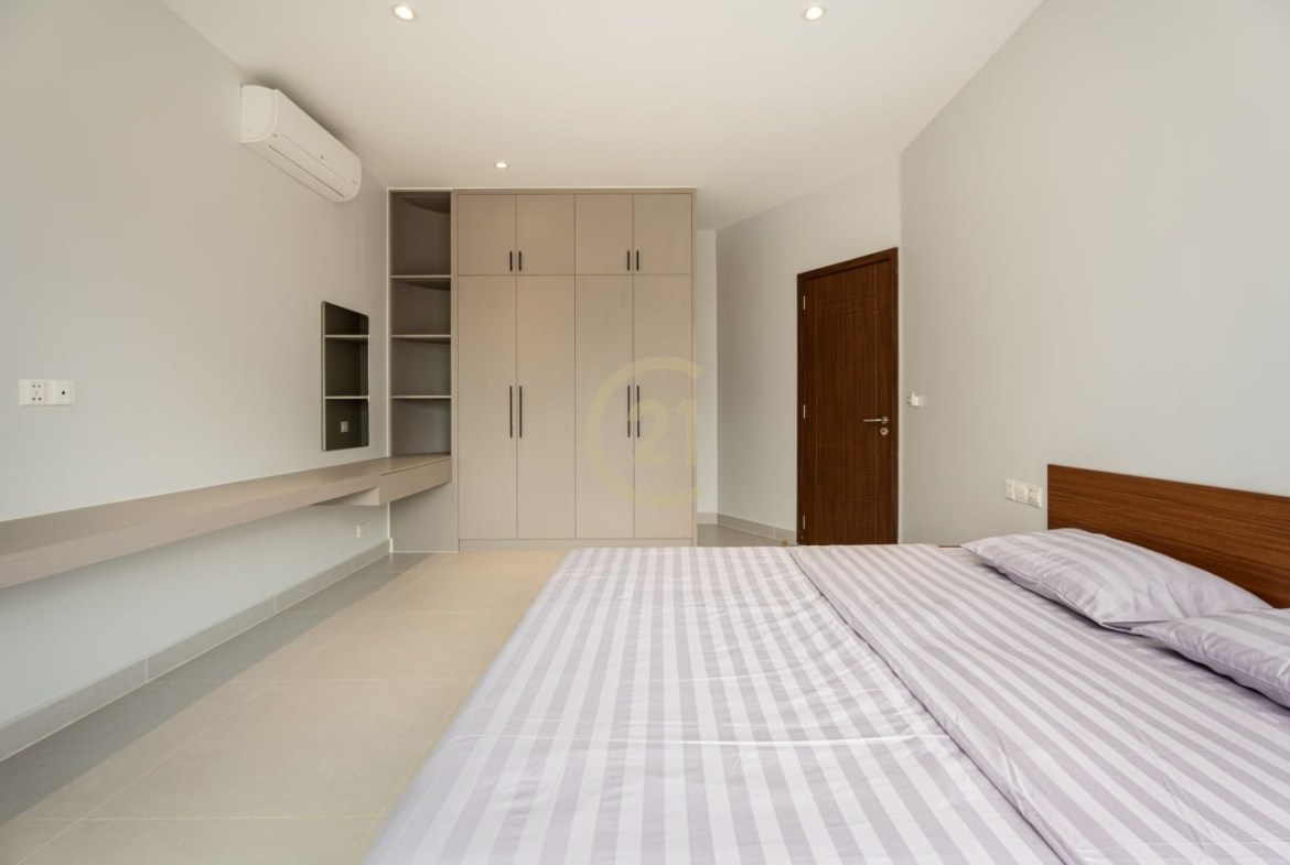 Stylish One Bedroom Available Now at BKK2