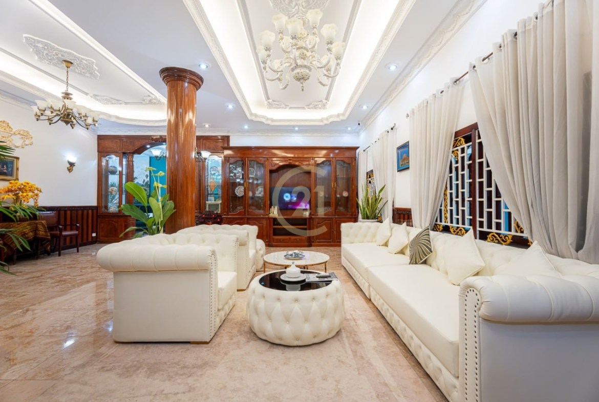 Classic Villa for Rent – Tuol Tumpung II, Phnom Penh