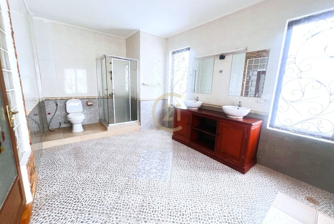 Villa for Rent | In BKK1 – Prime Location