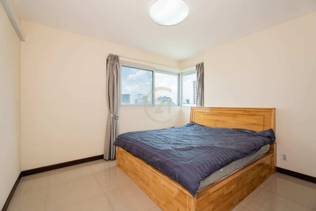 Cheaper 3 Bedroom For Rent at Toul Sangkae
