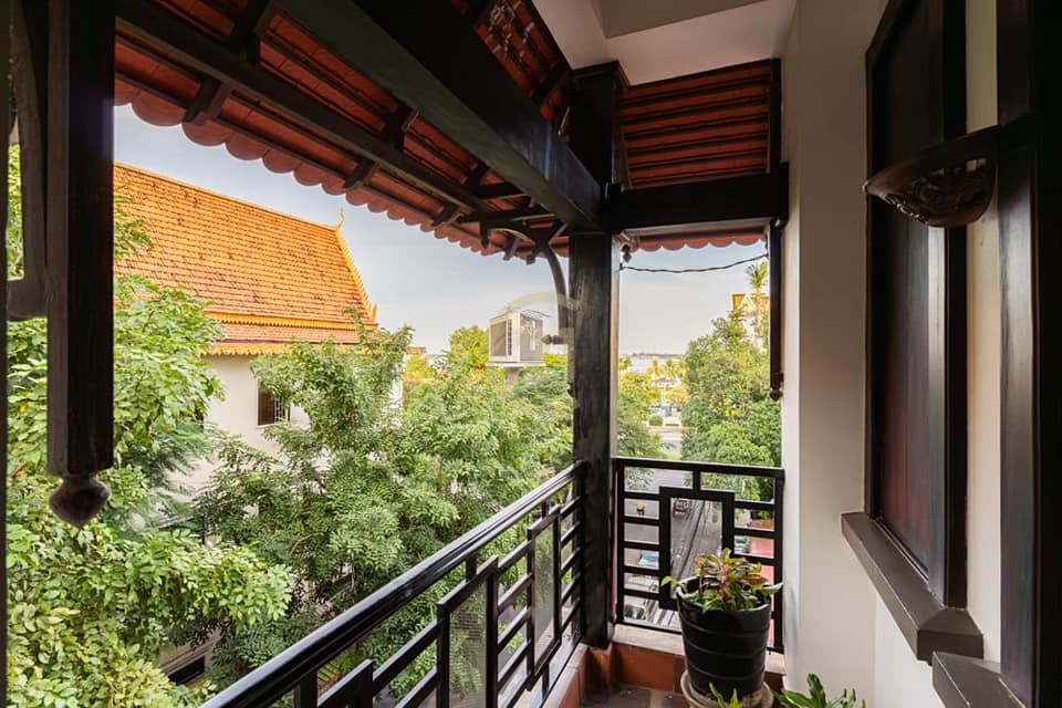 490248715_1187773842996651_6279807944850940024_n CLASSIC TWO BEDROOM FOR RENT-DAUN PENH
