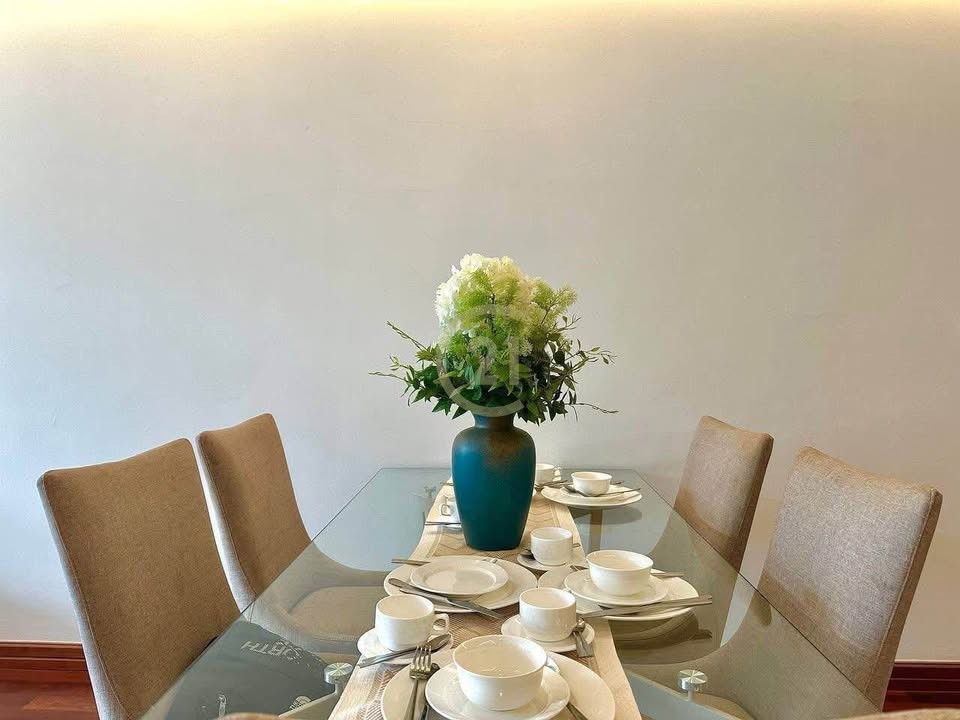 WESTERN TWO BEDROOM FOR RENT-BKK1