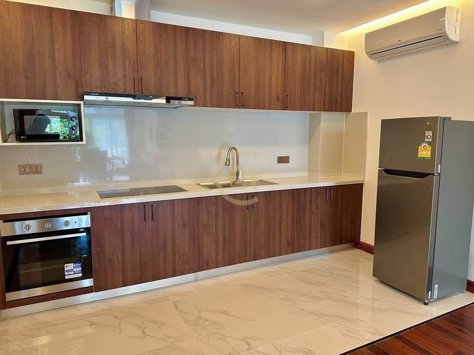 WESTERN TWO BEDROOM FOR RENT-BKK1