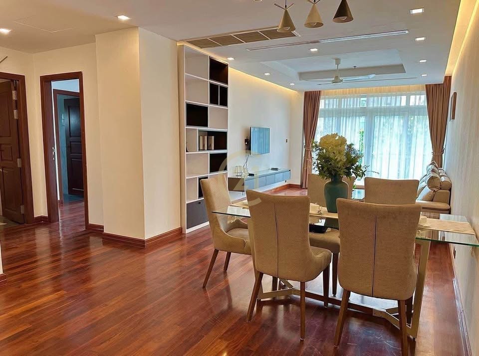 WESTERN TWO BEDROOM FOR RENT-BKK1