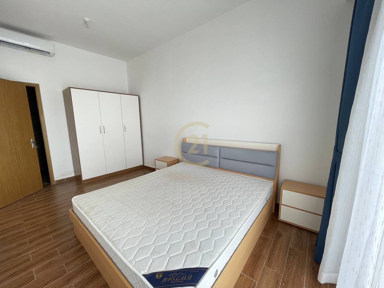 NICE ONE BEDROOM FOR RENT-OLYMPIC
