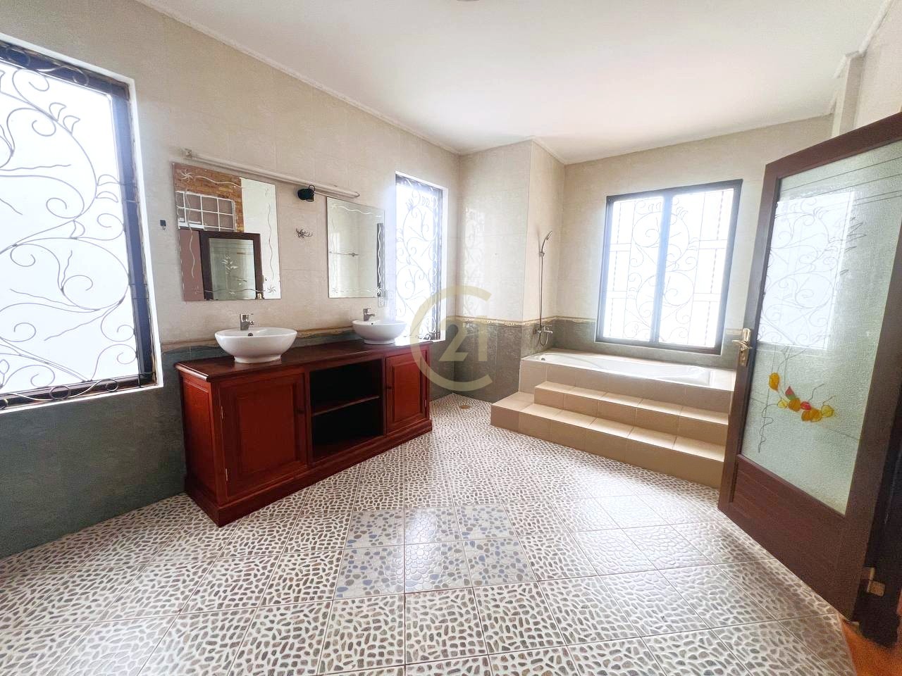 Villa for Rent | In BKK1 – Prime Location