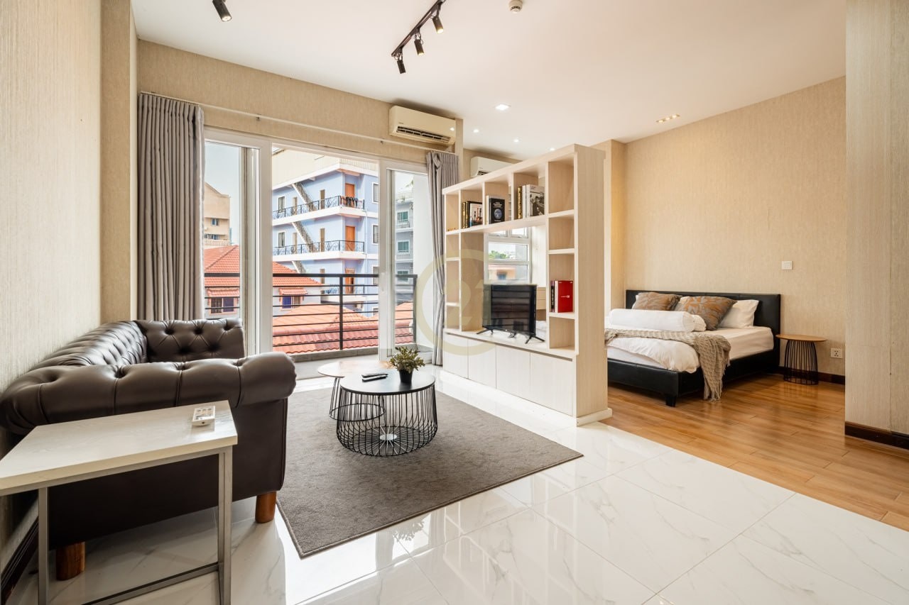 Beautiful 1 Bedroom For Rent at Boeng Tompun