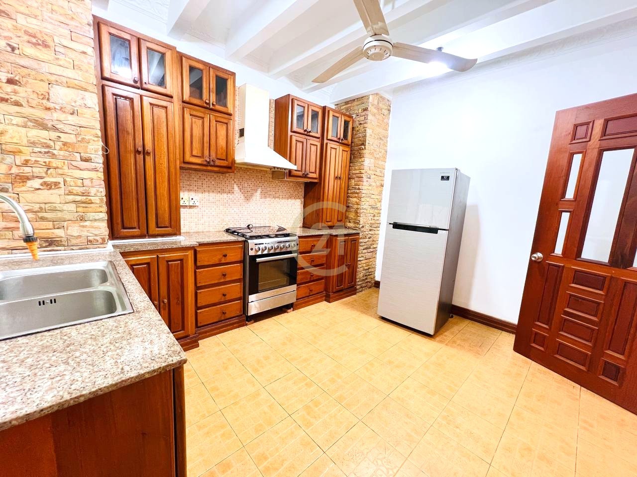 Villa for Rent | In BKK1 – Prime Location