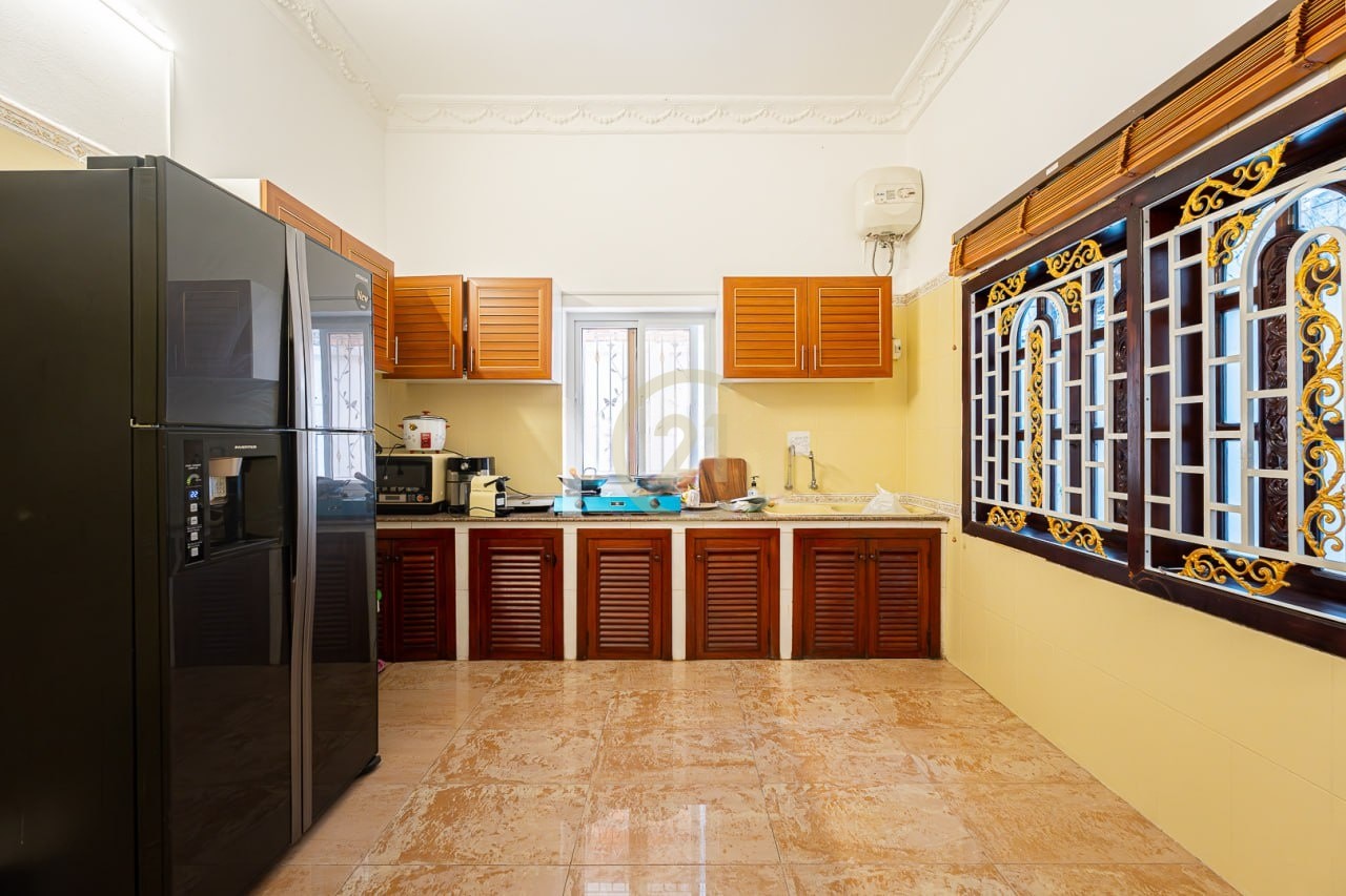Classic Villa for Rent – Tuol Tumpung II, Phnom Penh