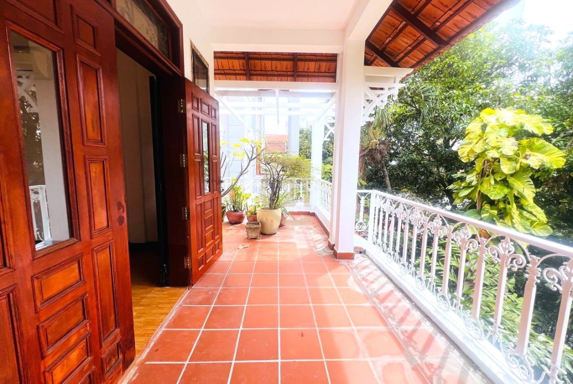 Villa for Rent | In BKK1 – Prime Location