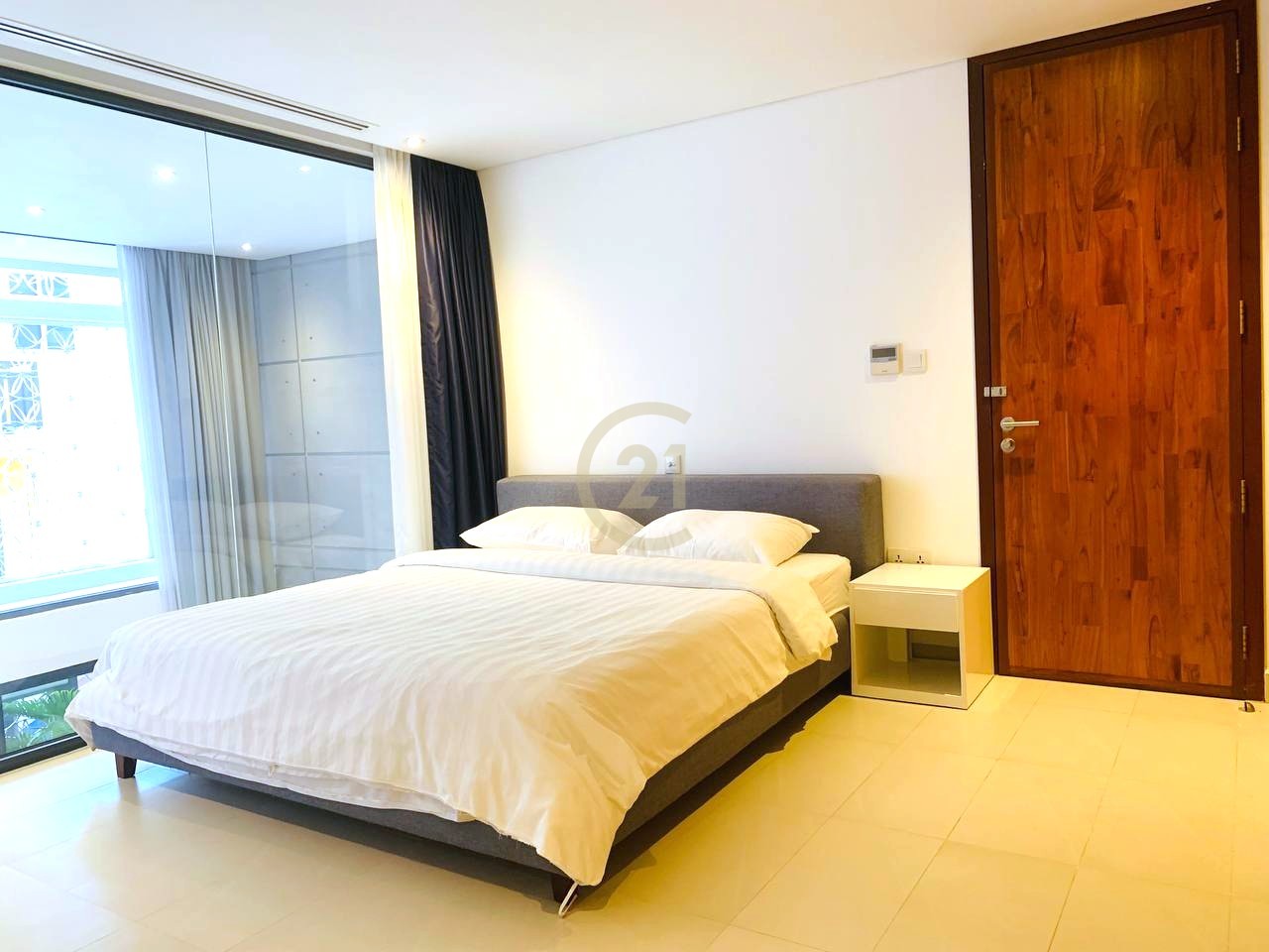Luxury Duplex 2-Bedroom for Rent | Daun Penh – Prime Location
