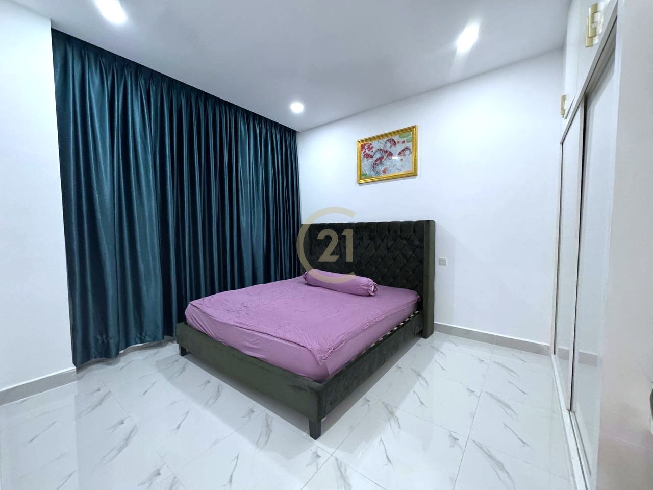 cb5ddd01-aadd-46a8-a9d3-0ef894f75ab0