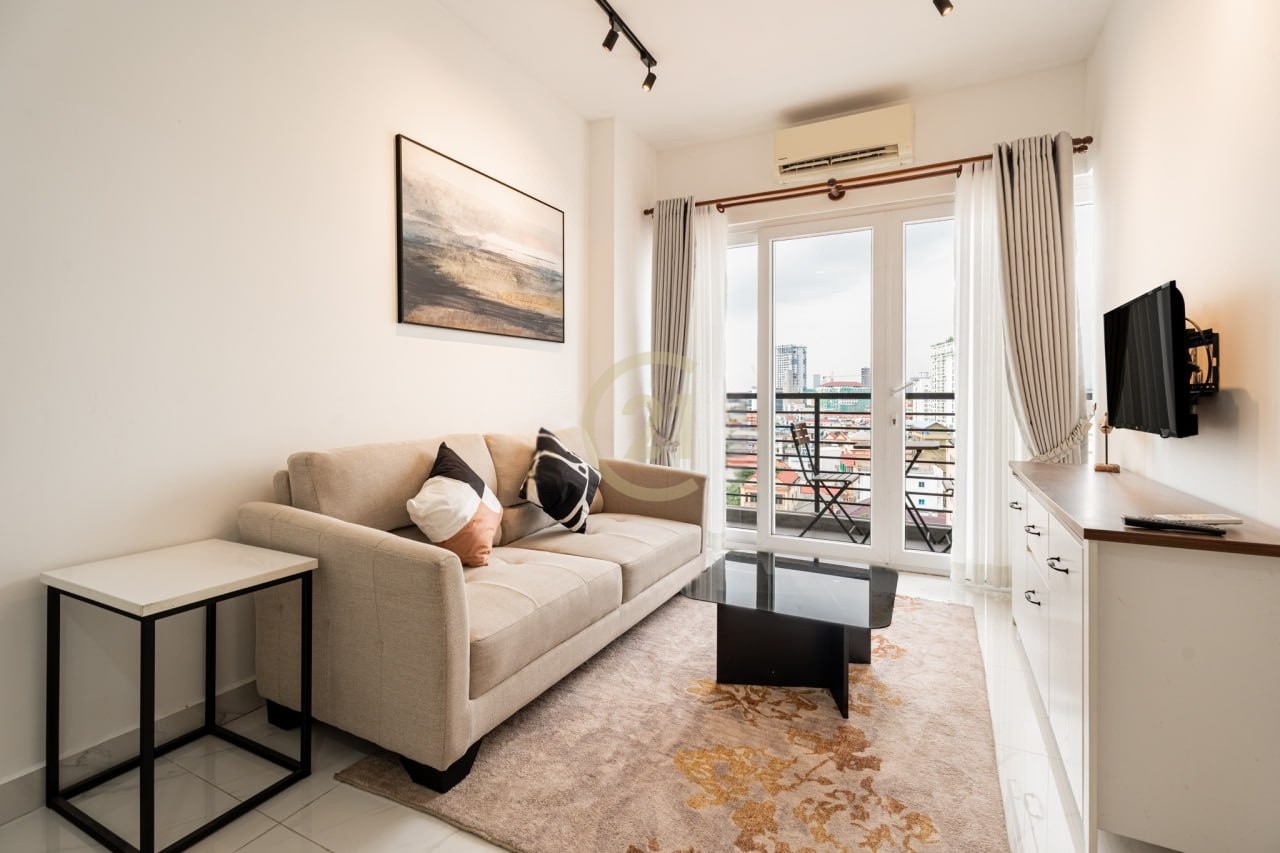 Comfortable 1 Bedroom For Rent at PS Crystal