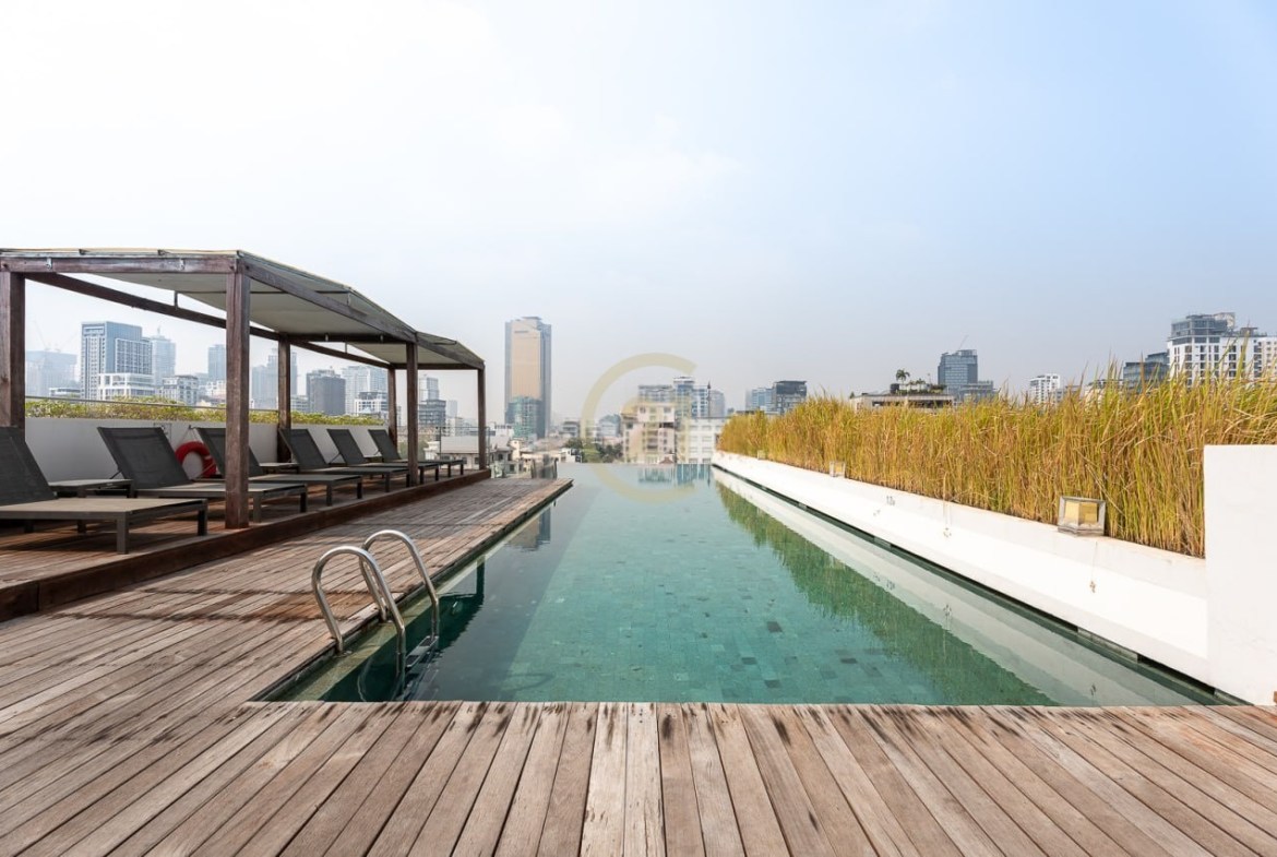 Luxurious Duplex 2 Bedroom For Rent at Doun Penh
