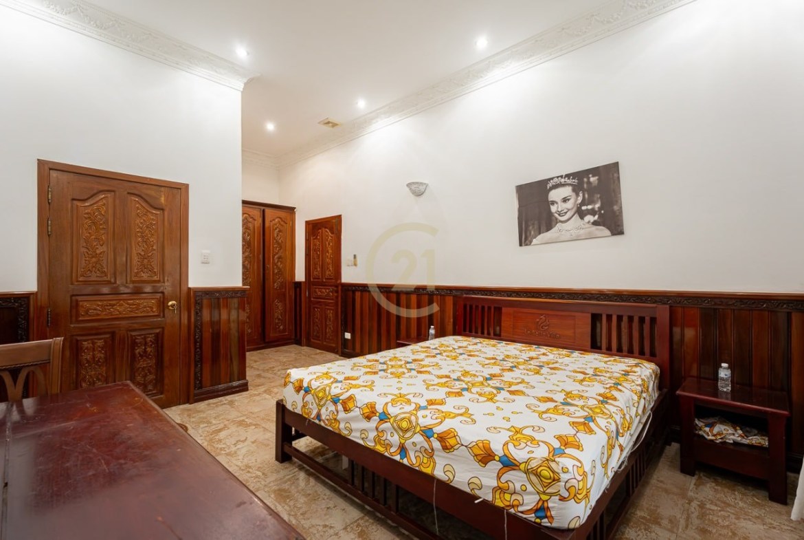 Classic Villa for Rent – Tuol Tumpung II, Phnom Penh