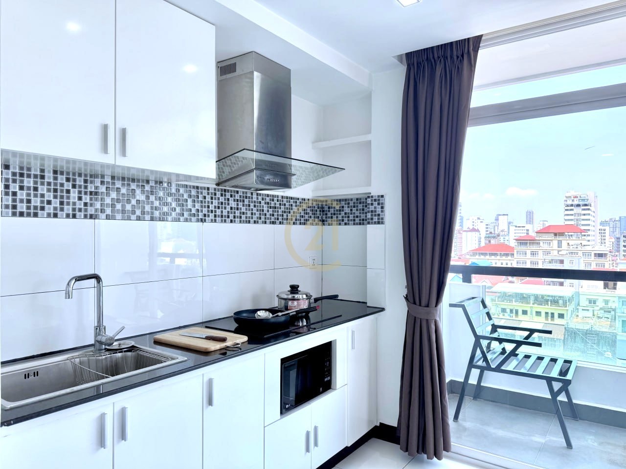 f8625689-702a-45f5-b74f-9abcd0f27ca6