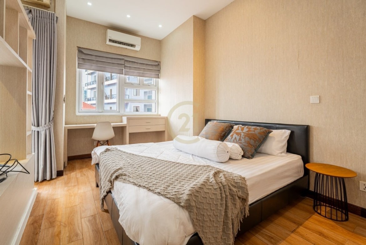 Beautiful 1 Bedroom For Rent at Boeng Tompun