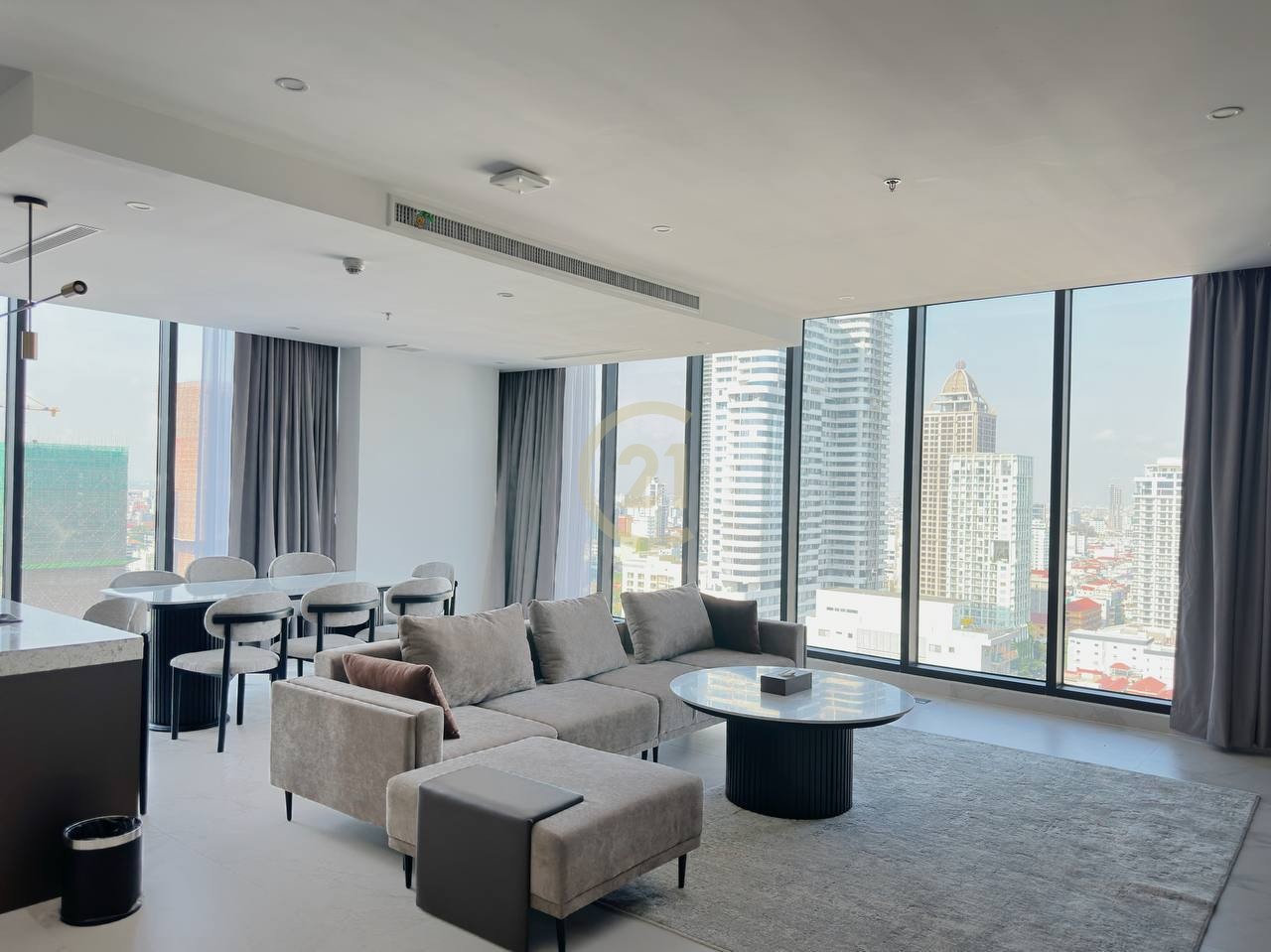 Modern Three Bedroom For Rent In BKK1