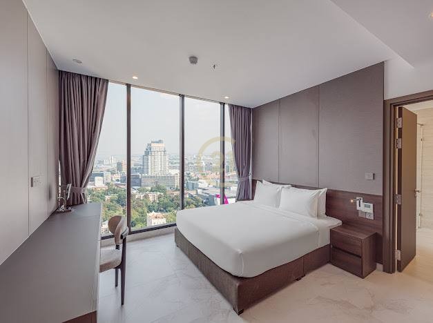Modern Three Bedroom For Rent In BKK1