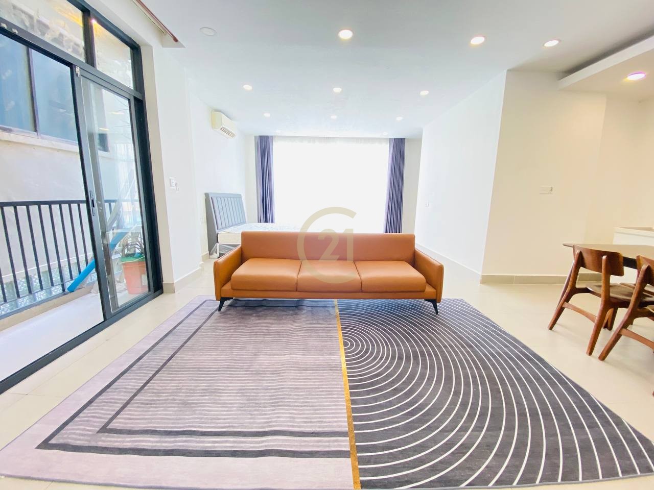 BIGGEST STUDIO ROOM FOR RENT