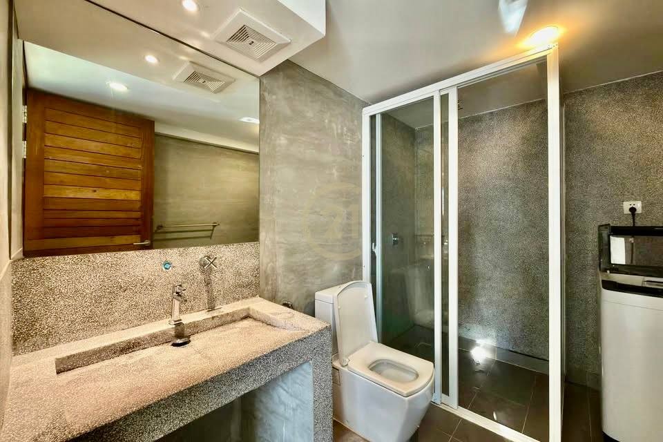 DUPLEX ONE BEDROOM FOR RENT-BKK1