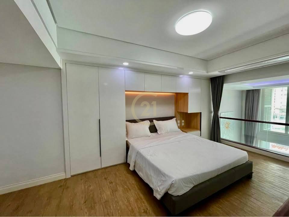 DUPLEX ONE BEDROOM FOR RENT-BKK1