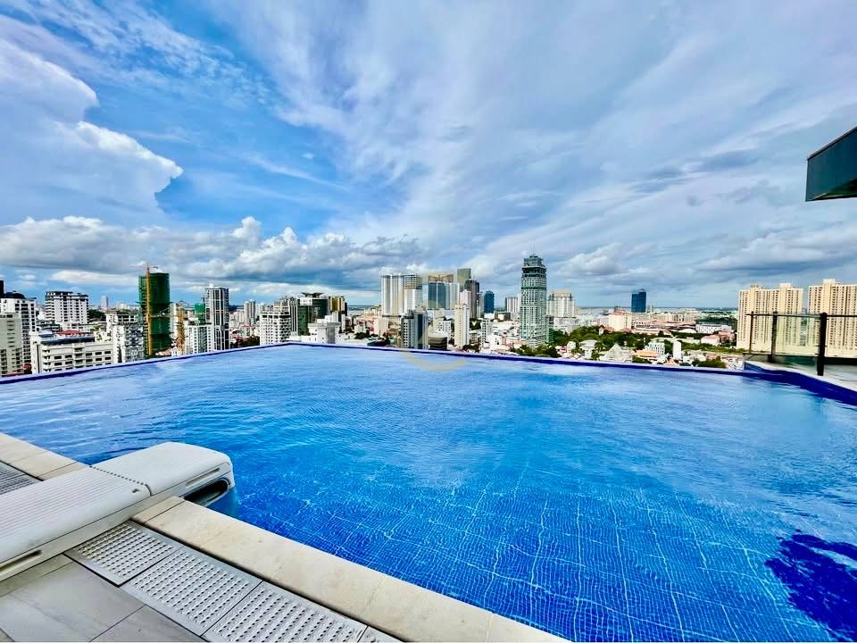 DUPLEX ONE BEDROOM FOR RENT-BKK1