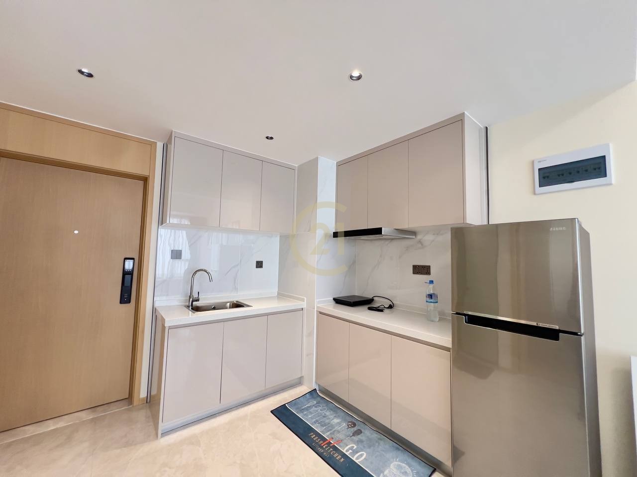 Brand new one bedroom at Tonle Bassac