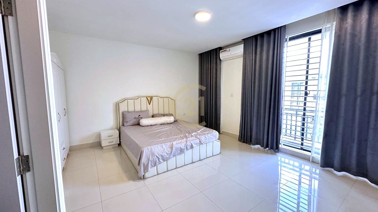 4b32ce34-892a-4e8f-97c6-4b161cd5c99a