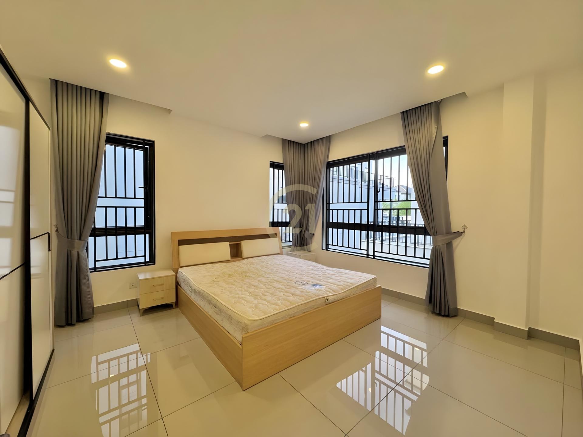 595123221_873194452321091_8360989517241186910_n QUEEN VILLA FOR RENT-CHIP MONG LAND