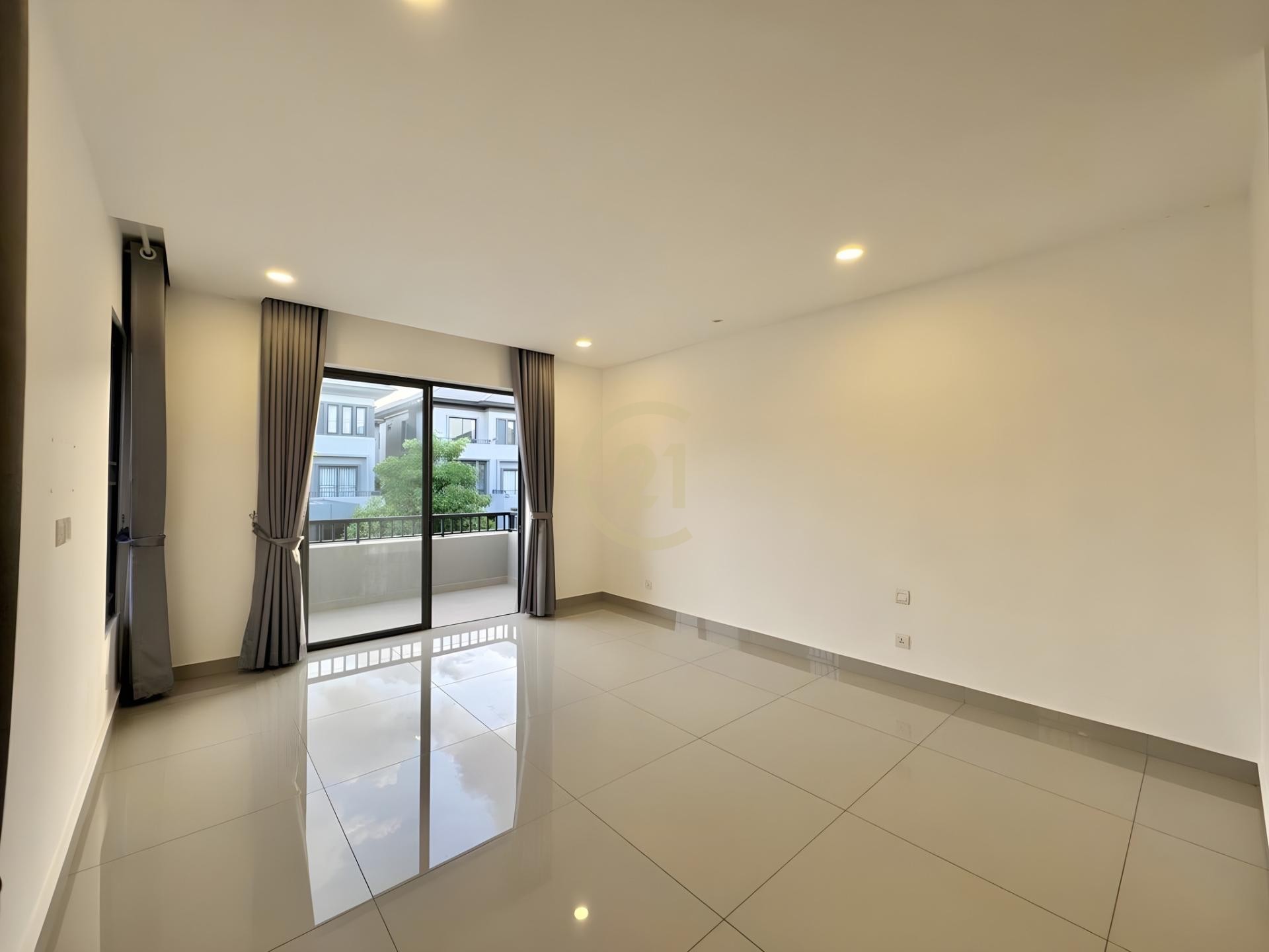 595147020_873194732321063_8386243842474877243_n QUEEN VILLA FOR RENT-CHIP MONG LAND