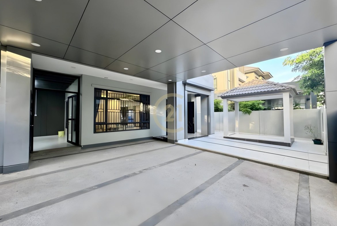 QUEEN VILLA FOR RENT-CHIP MONG LAND