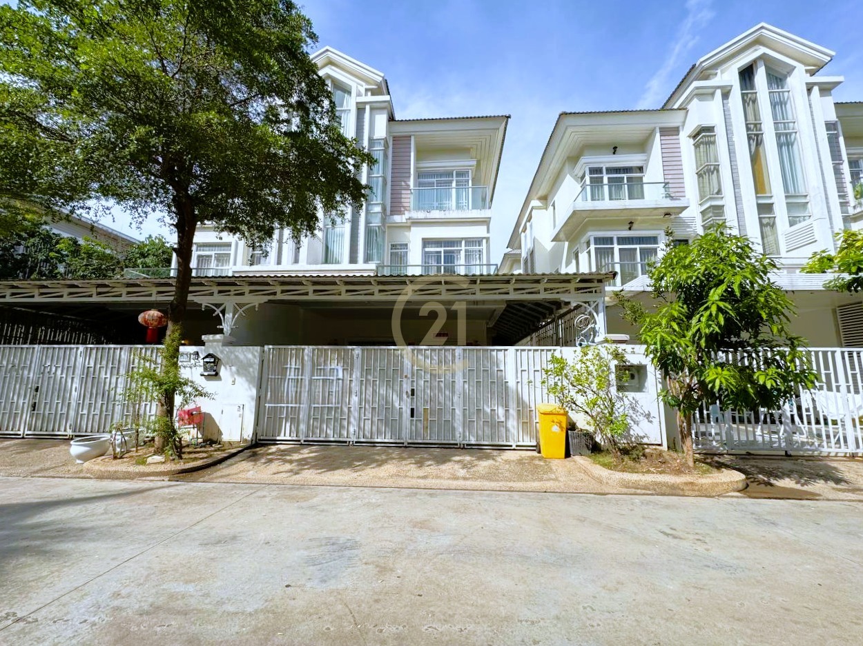 Twin Villa for Rent | Borey Chip Mong Sen Sok